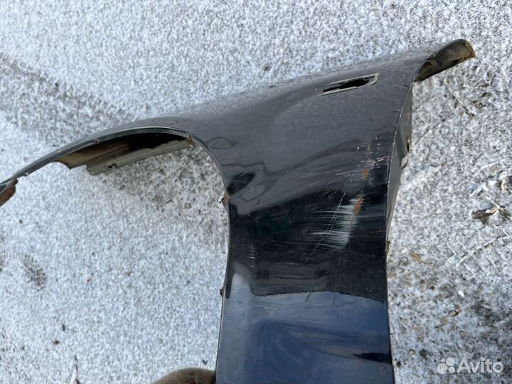 Крыло левое ваз 2170 Приора дефект
