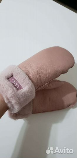 Женские варежки