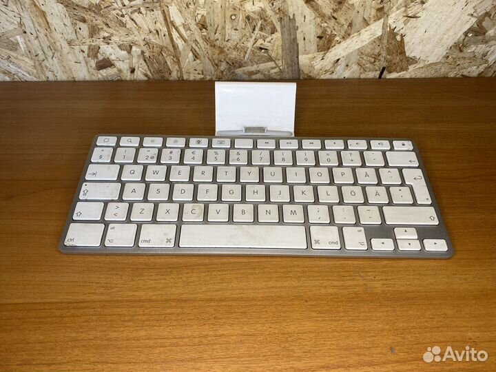 Клавиатура iPad Keyboard Dock
