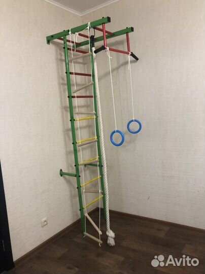 Шведская стенка с турником бу