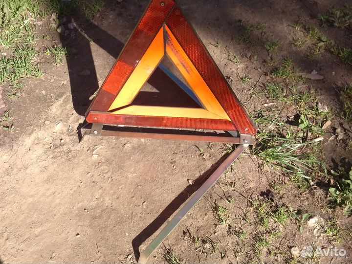 Знак аварийной остановки