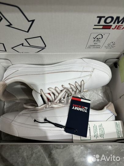 Новые кожаные кеды Tommy hilfiger 38