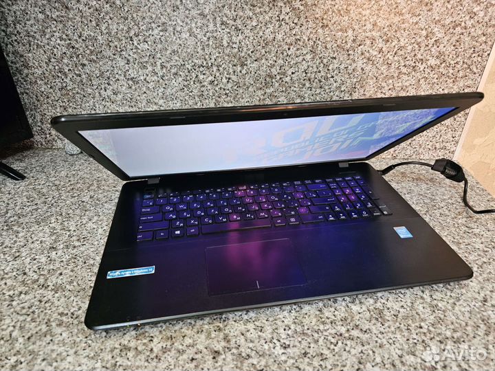 Большой Ноутбук Asus/17.3