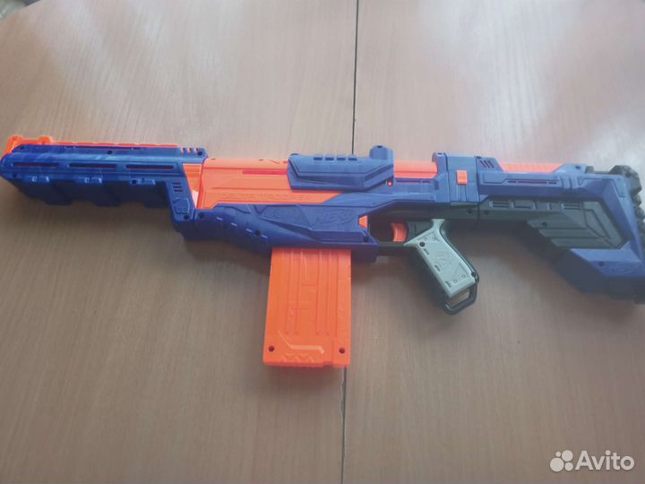 Nerf огромный