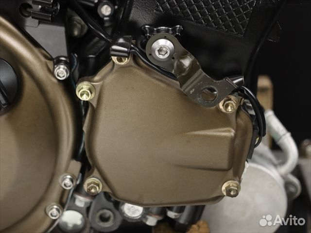 Контрактный двигатель Kawasaki ZX10R 04-05 zxt00ce