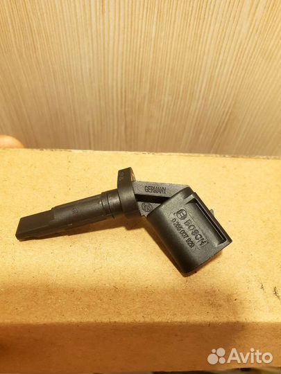 4E0927803F Датчик, частота вращения колеса