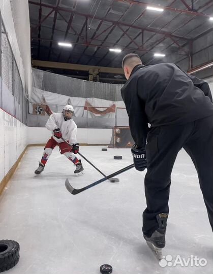 Тренер по хоккею