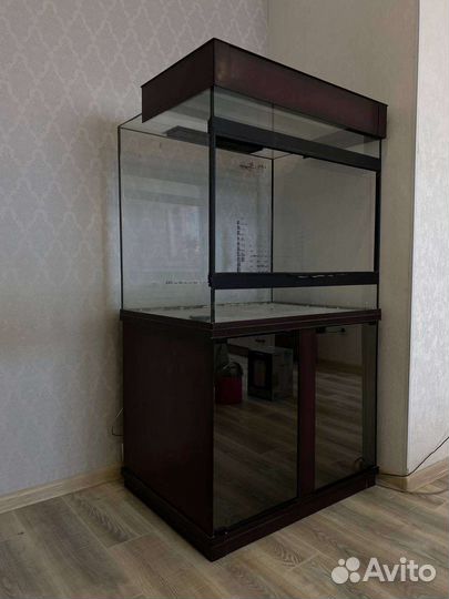 Террариум с тумбой