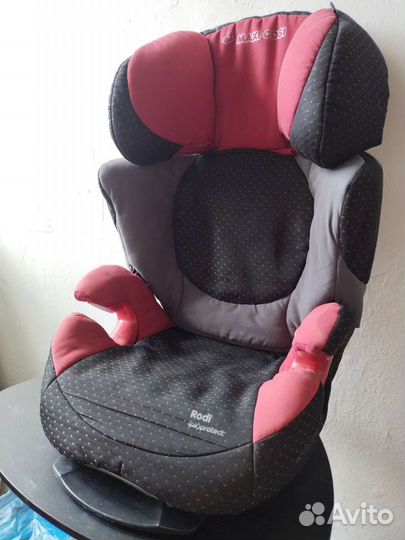 Автокресло/бустер Maxi-Cosi Rodi от 15 кг до 36