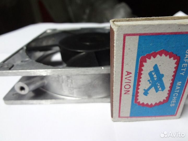 Вентилятор охлаждения 110-220 вольт и 12 вольт