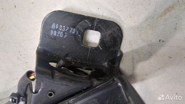 Замок капота Cadillac XT4, 2019