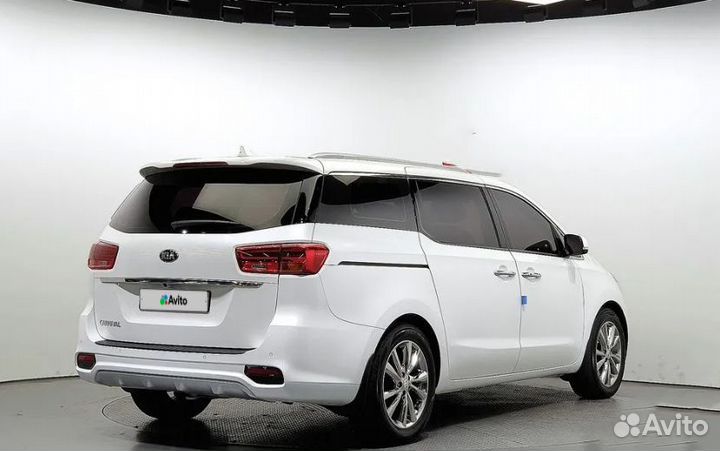 Kia Carnival 2.2 AT, 2018, 101 000 км