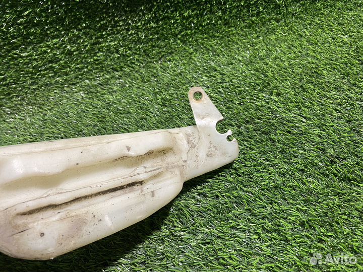 Бачок омывателя audi a4 b8