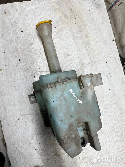 Бачок омывателя Nissan Maxima a33 Cefiro