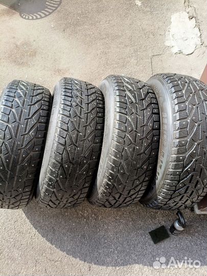 Tigar SUV Ice 235/65 R17 108T