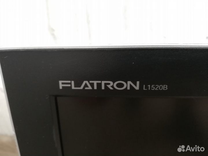 ЖК монитор LG Flatron 15 дюймов рабочий