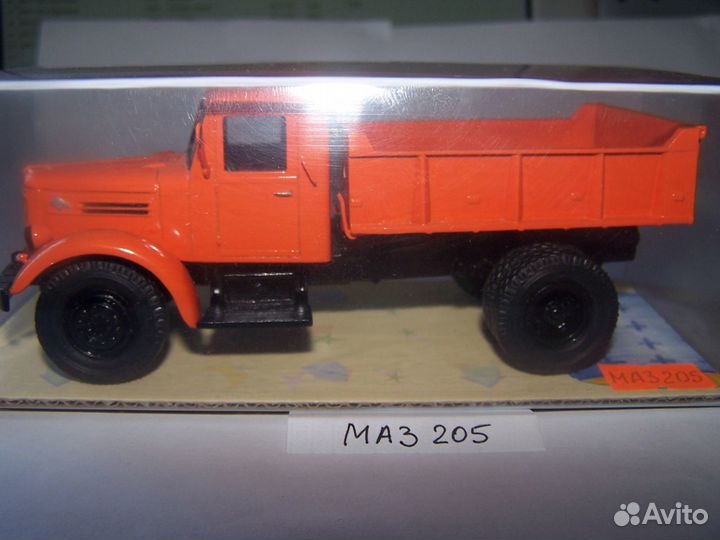 Автомодели СССР 1/43 Саратов cararama конверсия