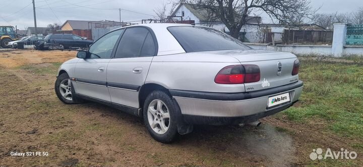 Opel Omega 2.0 МТ, 1999, 354 231 км