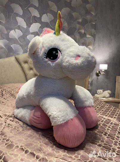 Плюшевый единорог