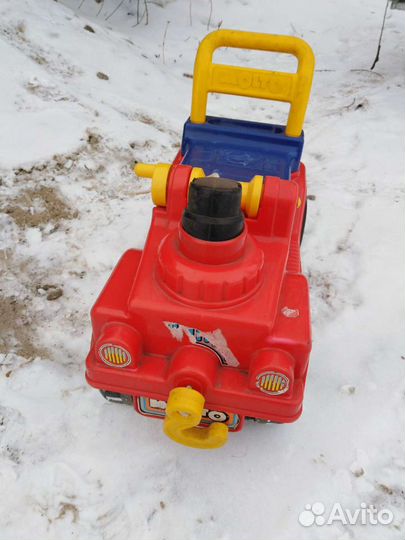 Беговел, детская машина-каталка