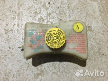 Бачок главного тормозного цилиндра