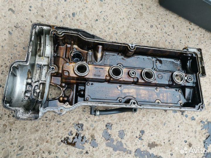 Клапанная крышка Mazda Familia BJ ZL 1999