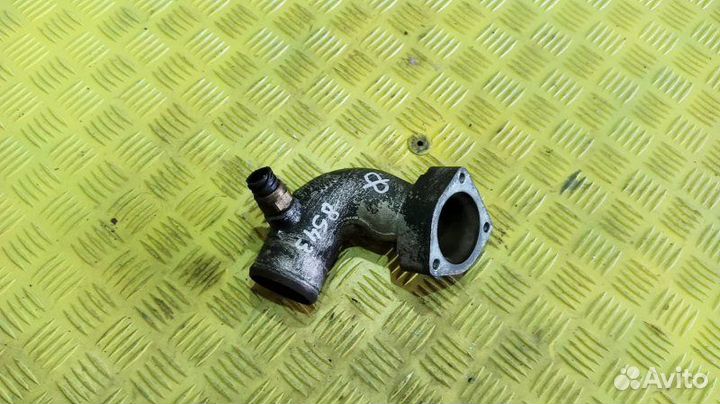 Патрубок системы охлаждения Man Tga