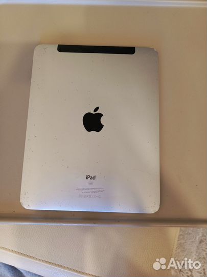 Планшет apple iPad 1 3G