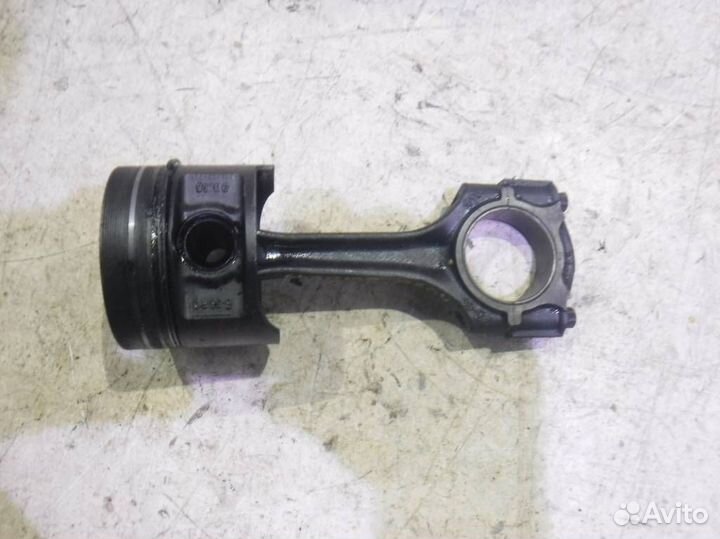 Поршень с шатуном A6040300417