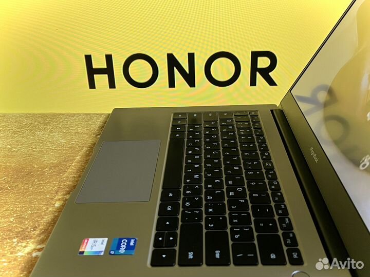 Легкий и тонкий ультрабук Honor - Intel Core