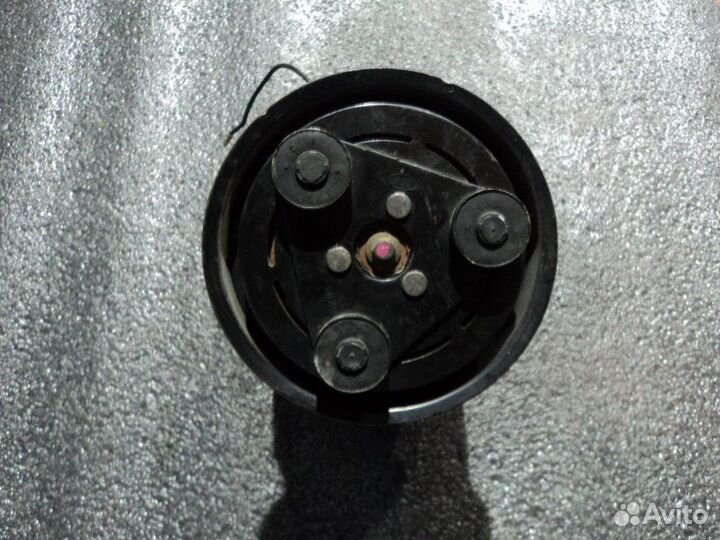 Компрессор кондиционера Hyundai Accent G4EC