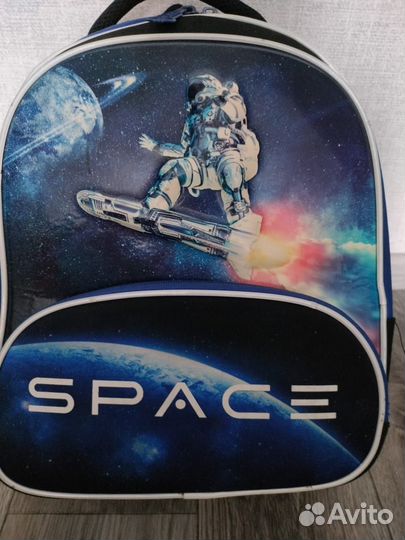 Школьный рюкзак