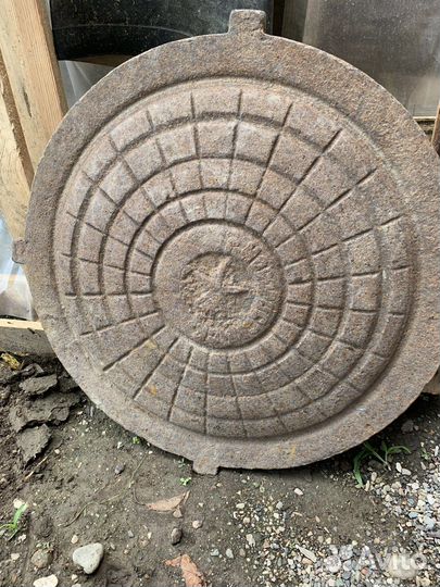 Крышка от люка