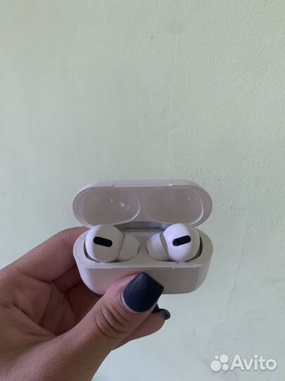 Беспроводные наушники Apple AirPods Pro 2
