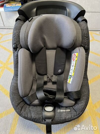 Автокресло Maxi Cosi Axiss Fix Plus Isofix