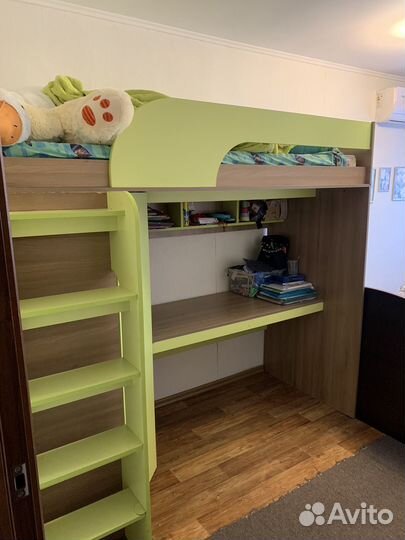 Двухъярусная кровать бу