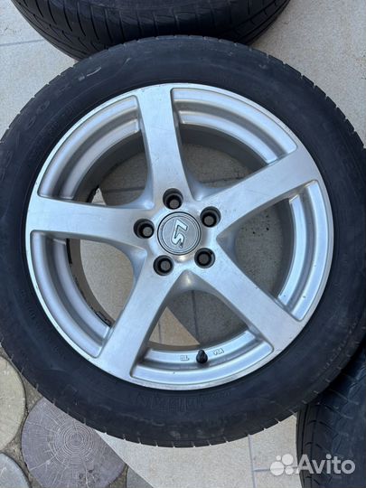 Комплект летних колес r15 Pirelli Cinturato P1