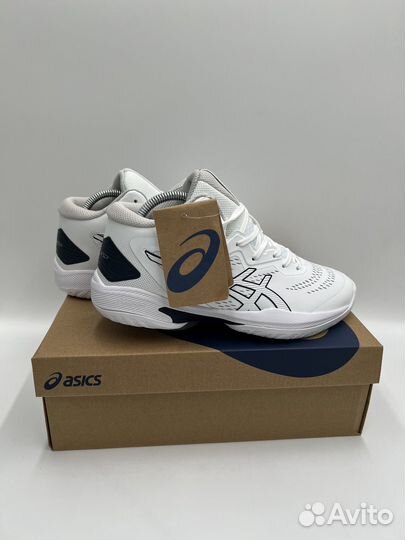 Кроссовки asics баскетбольные