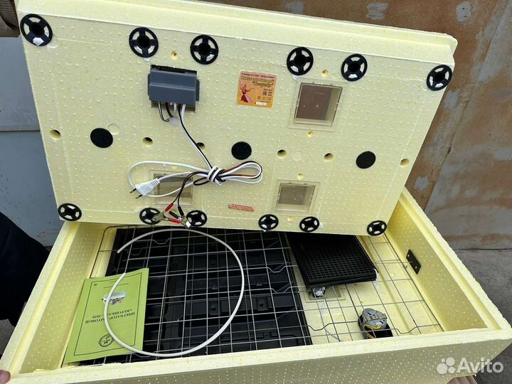Инкубатор Несушка