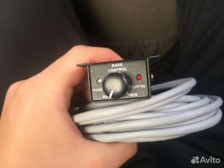 Выносной регулятор баса