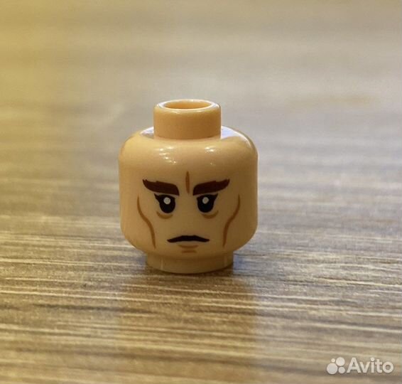 Lego The Hobbit лицо Трандуила из 79012