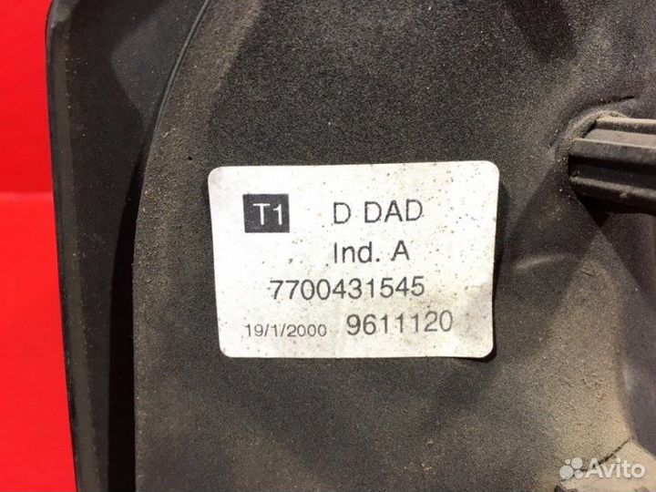 Зеркало заднего вида правое Renault Scenic 1