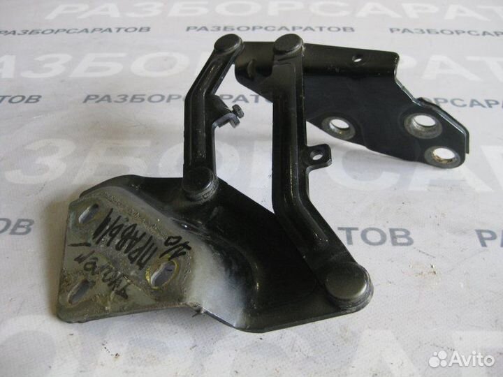 Петля капота правая Volkswagen Touareg кроссовер