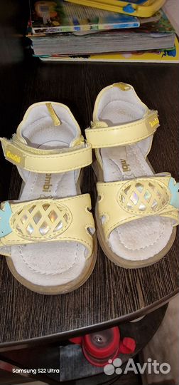Сандалии для девочки 20 размер