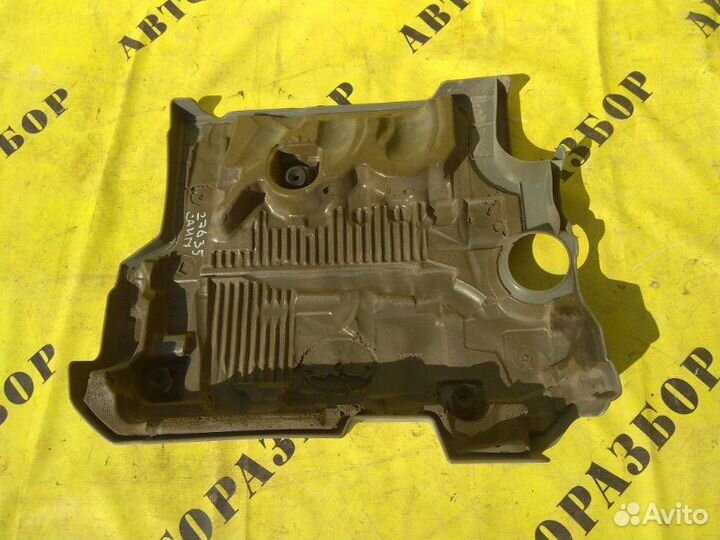 Декоративная накладка двигателя Toyota Camry 50