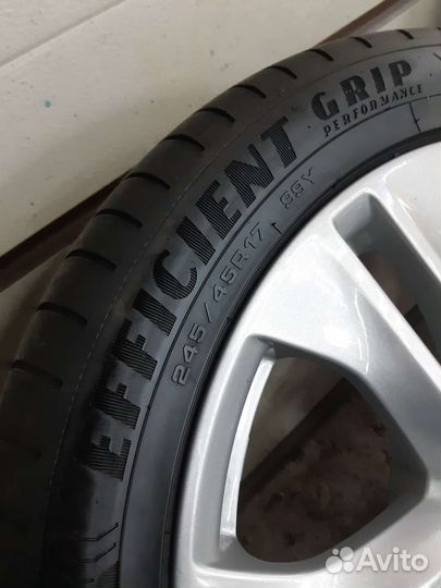 R17 Dunlop SP Sport Maxx 245/45, PCD 5x112 DIA 66.6
