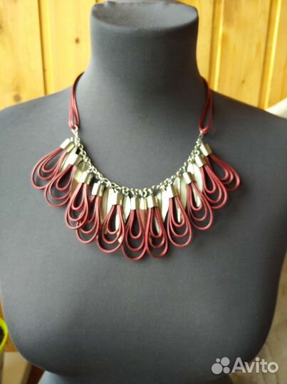 Ожерелье и серьги