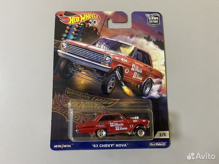 Модели Hot Wheels Premium разные