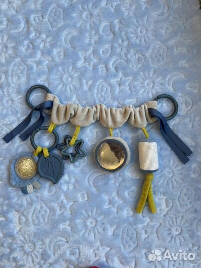 Игрушка-подвеска Tiny Love