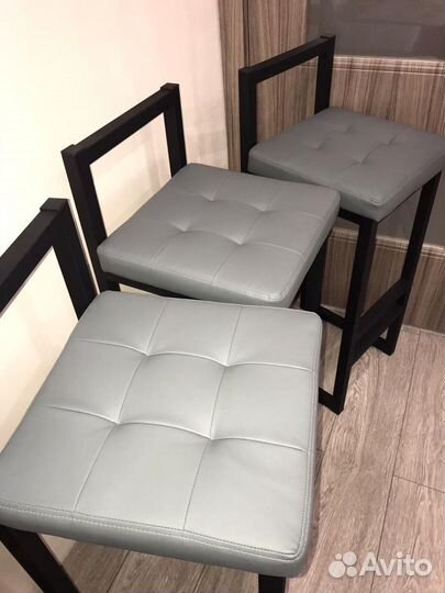 Барный стул